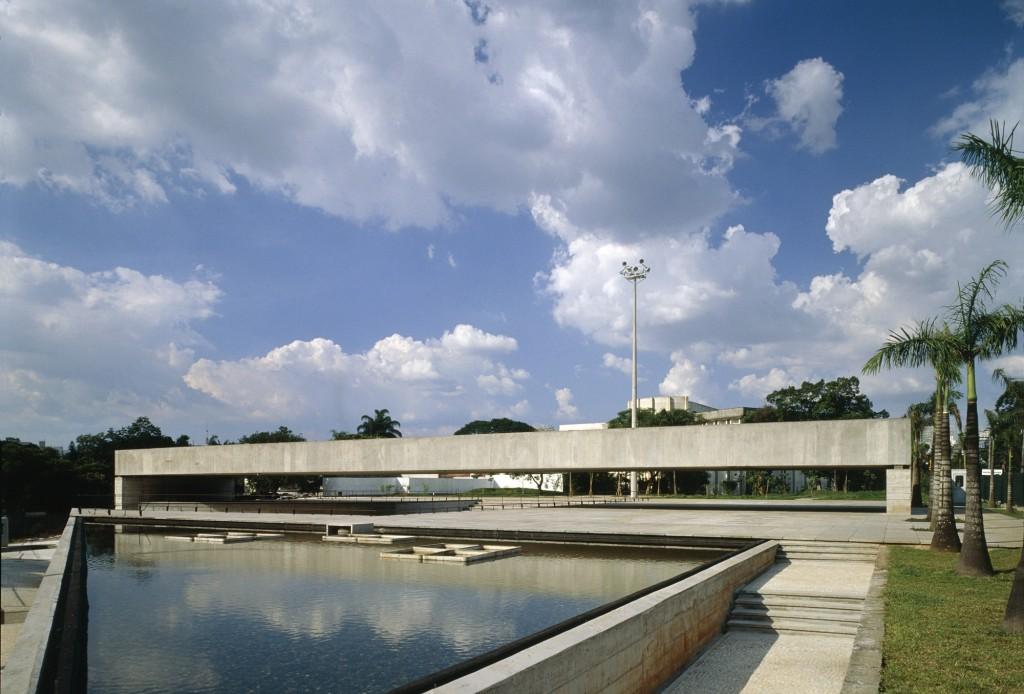 Fachada do museu projetado pelo arquiteto