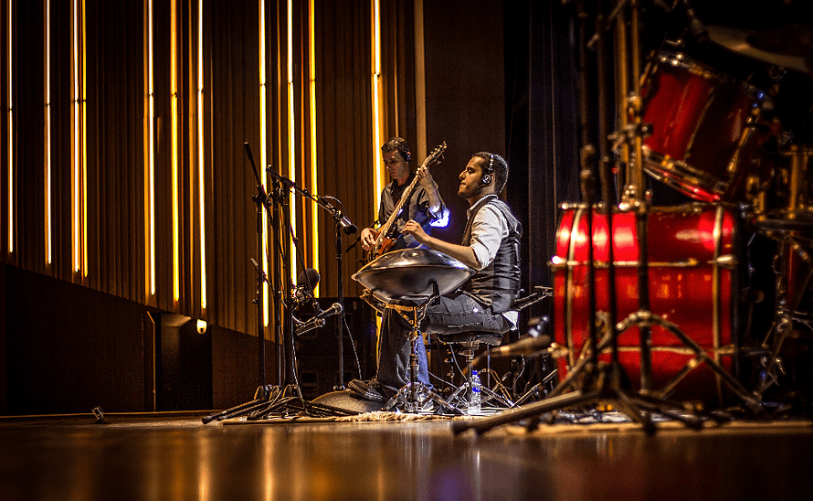 Apresentação do músico Phelipe Agnelli 