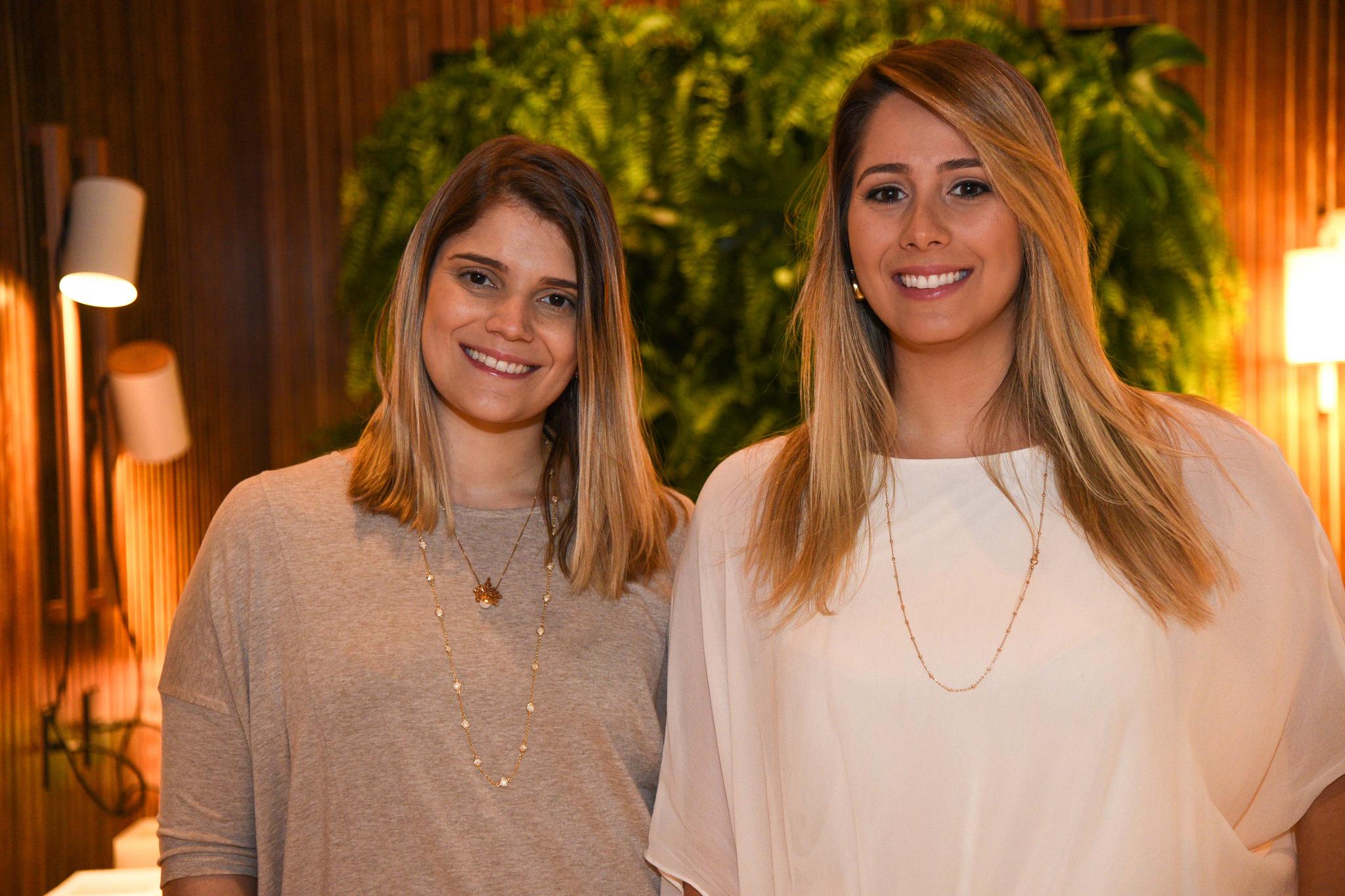 Juliana Carneiro e Roberta Carneiro