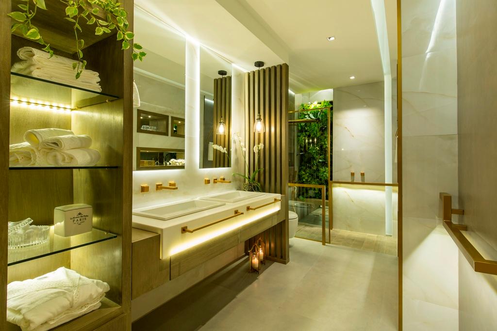 17.Baño Golden