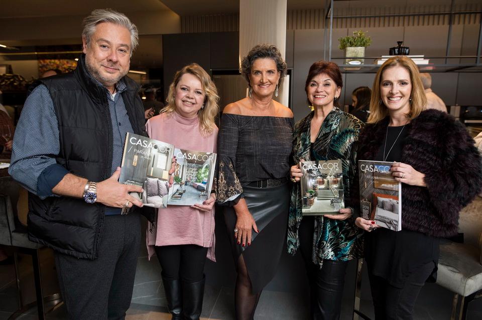 Eduardo Mourão, Carla Grudtner, Marina Nessi, Yara Mendes e Alessandra Gandolfi