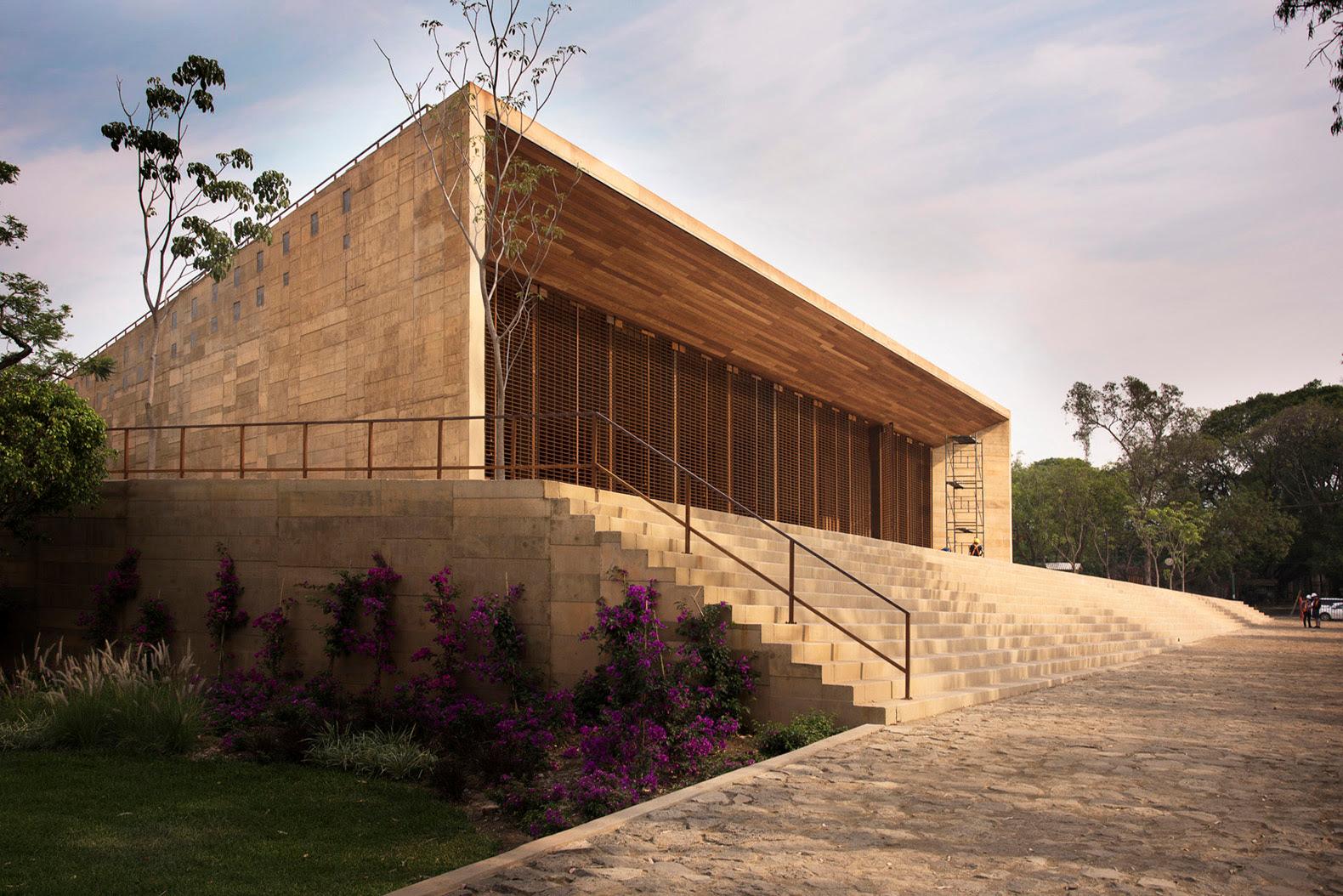 Centro Cultural Teopanzolco, de Isaac Broid + PRODUCTORA