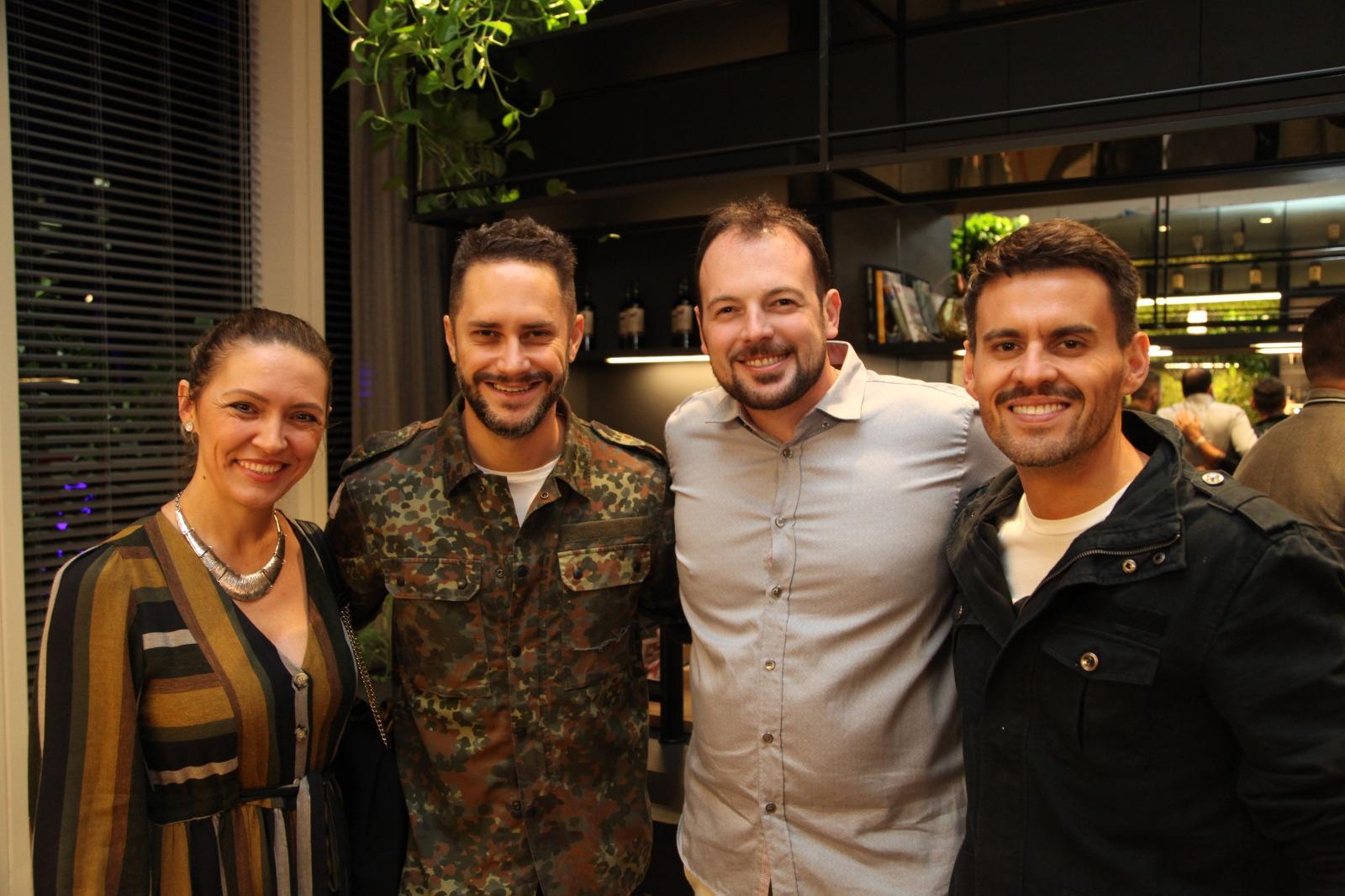 Elenice Cardoso, Moacir Jr, Mateus Corradi e Salvio Jr.