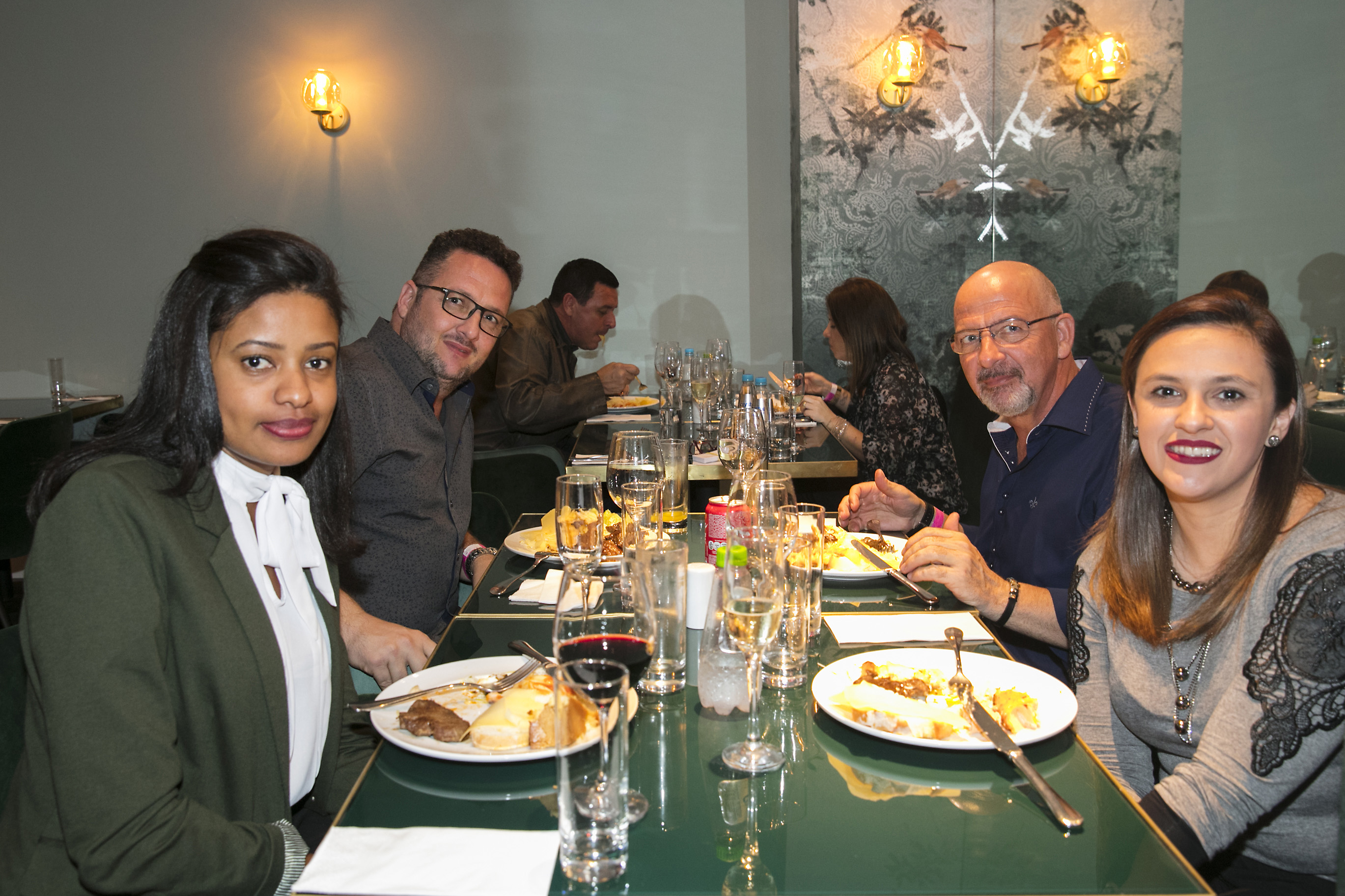 Raissa Ferraz, Marcio Tanjone, Carlos Tanjone e Marina Pisapio