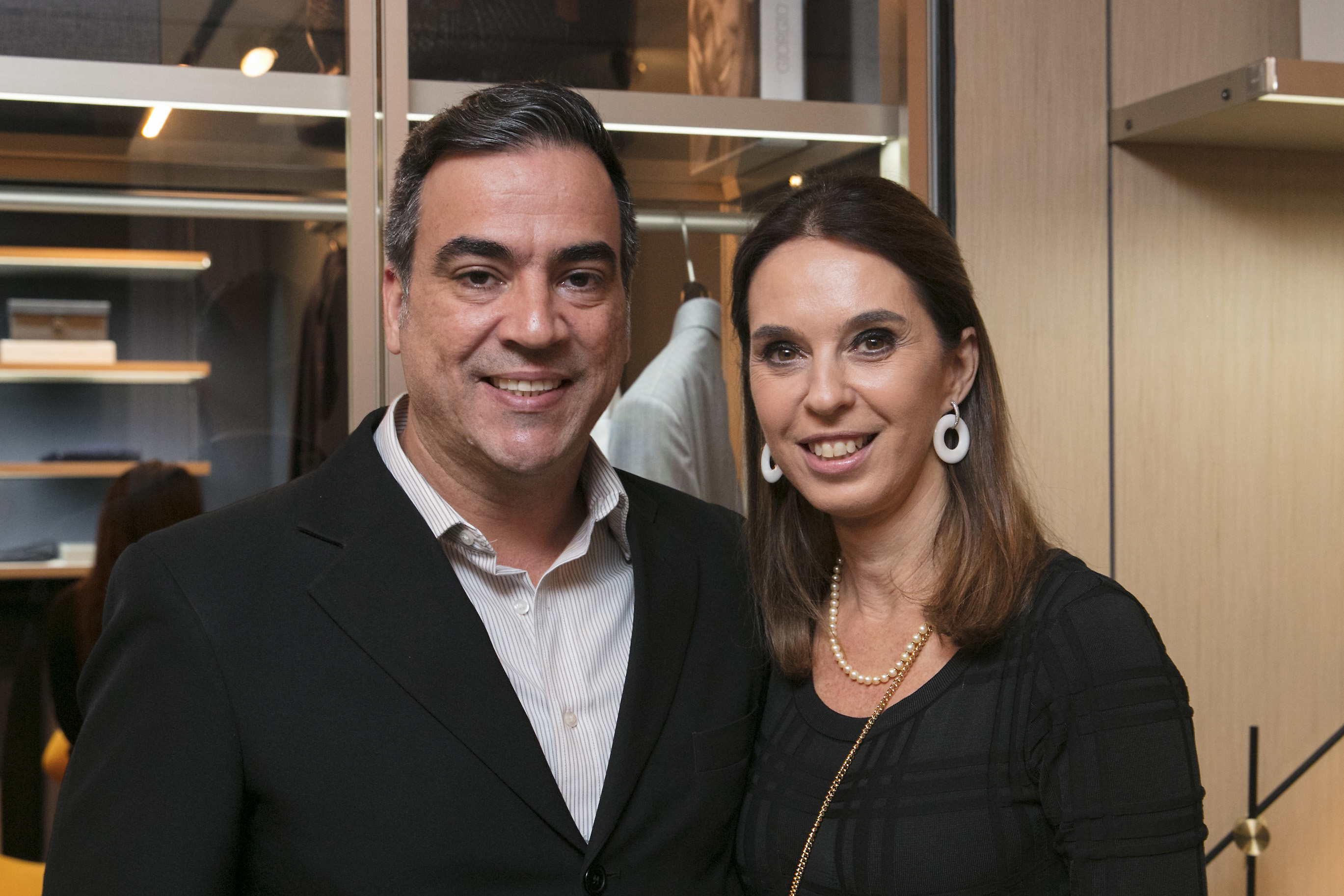 Cadu Torres e Esther Schattan