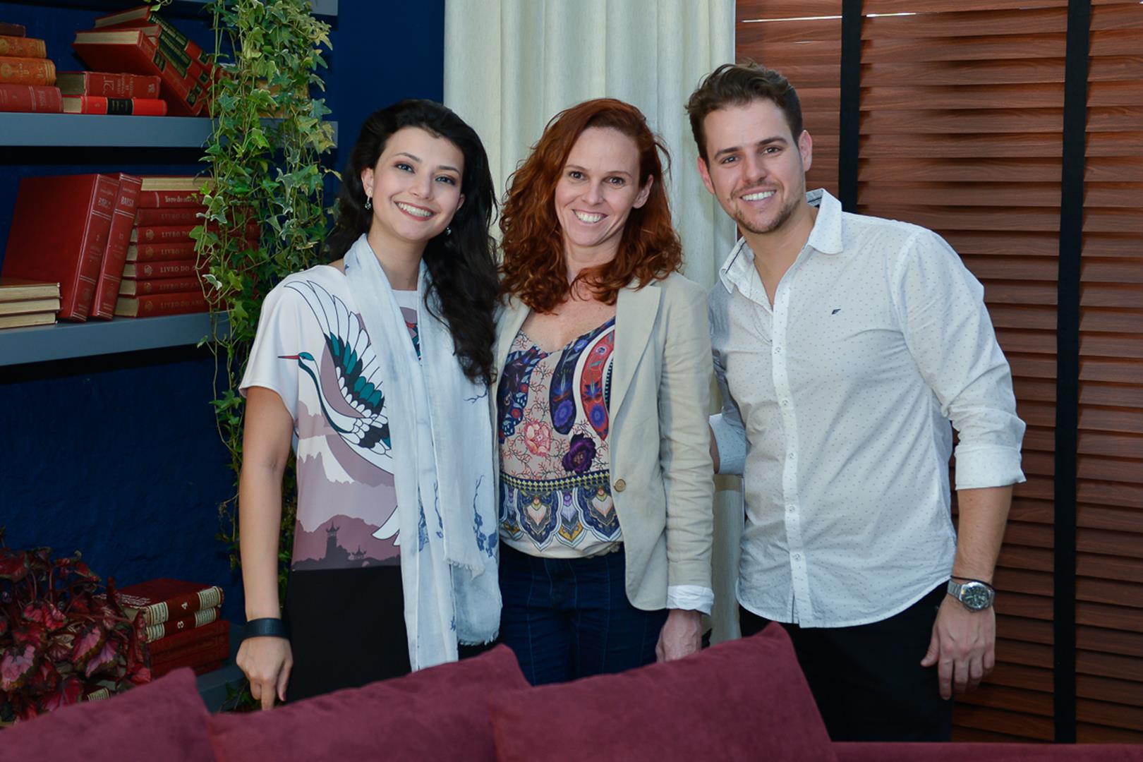 Gabriela, Paula Costa e Gabriel Bordin