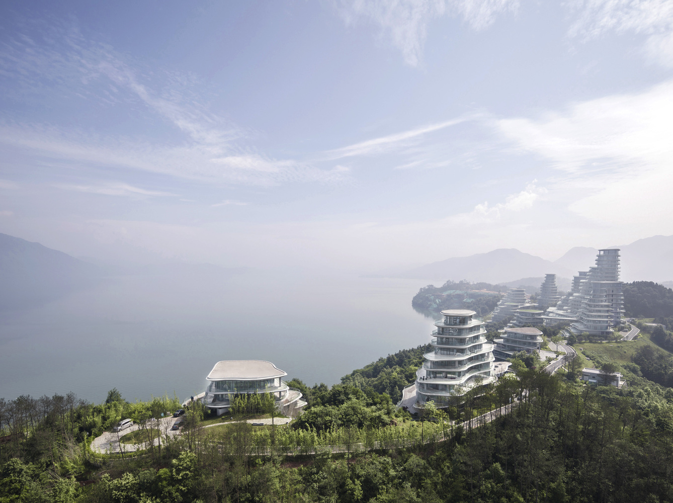 Habitação: Huangshan Mountain Village / MAD Architects