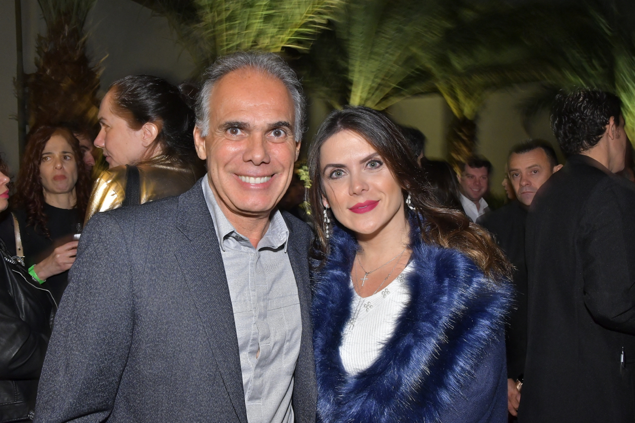 Luiz Carlos Orsini e Juliana Sicoli