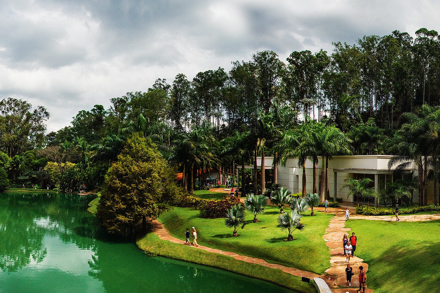 Inhotim projeto de Luiz Carlos Orsini em Brumadinho