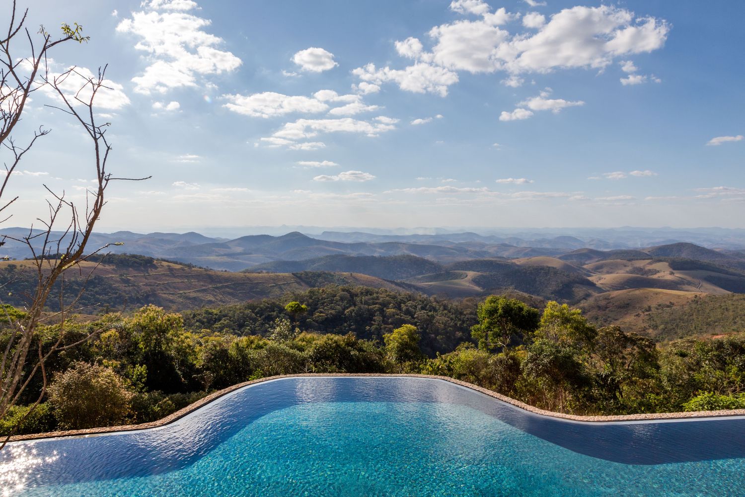 casa horizonte infinito; lia siqueira; elenco casacor; arquitetura; paisagismo