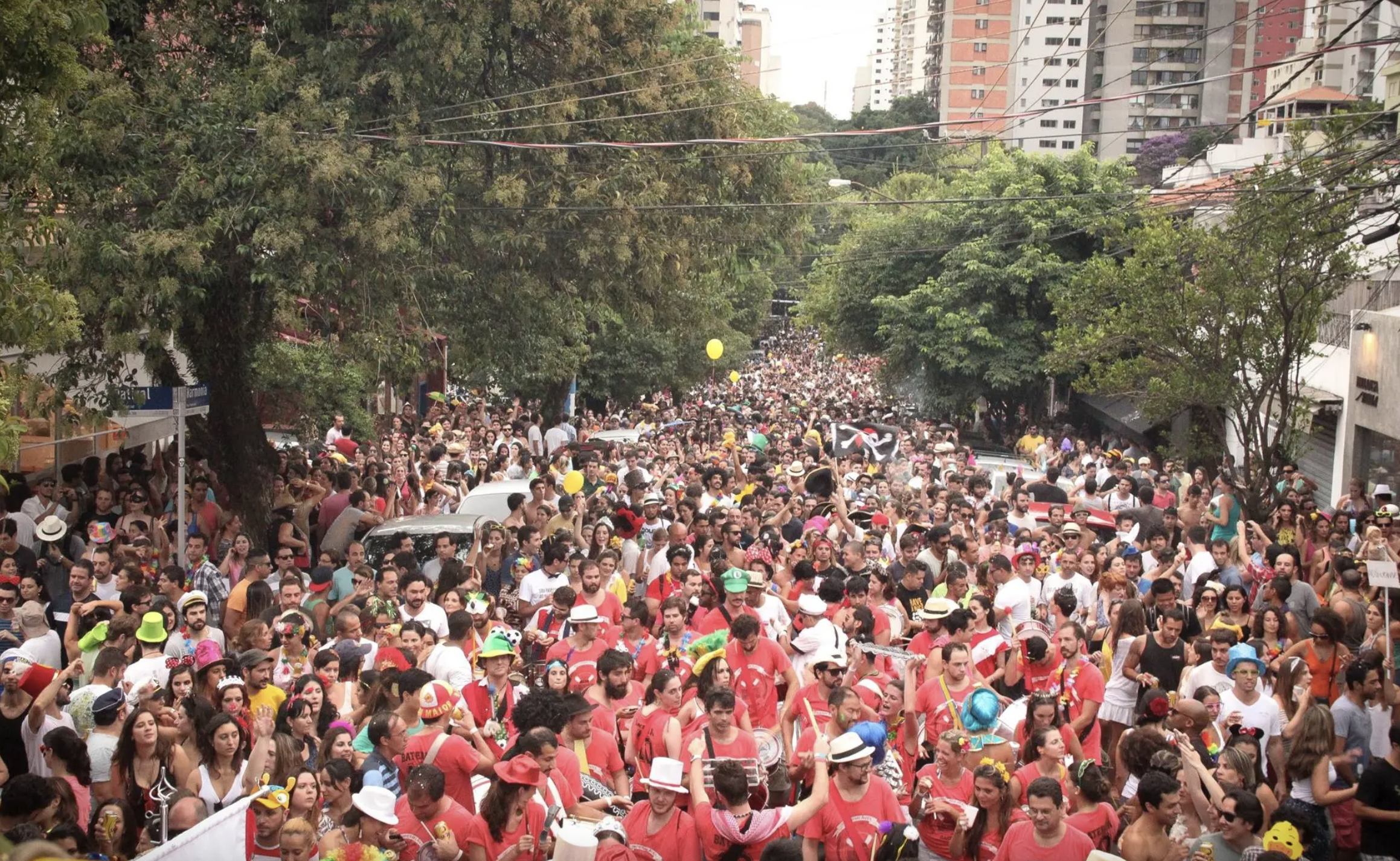 Carnaval de rua em Pinheiros, SP