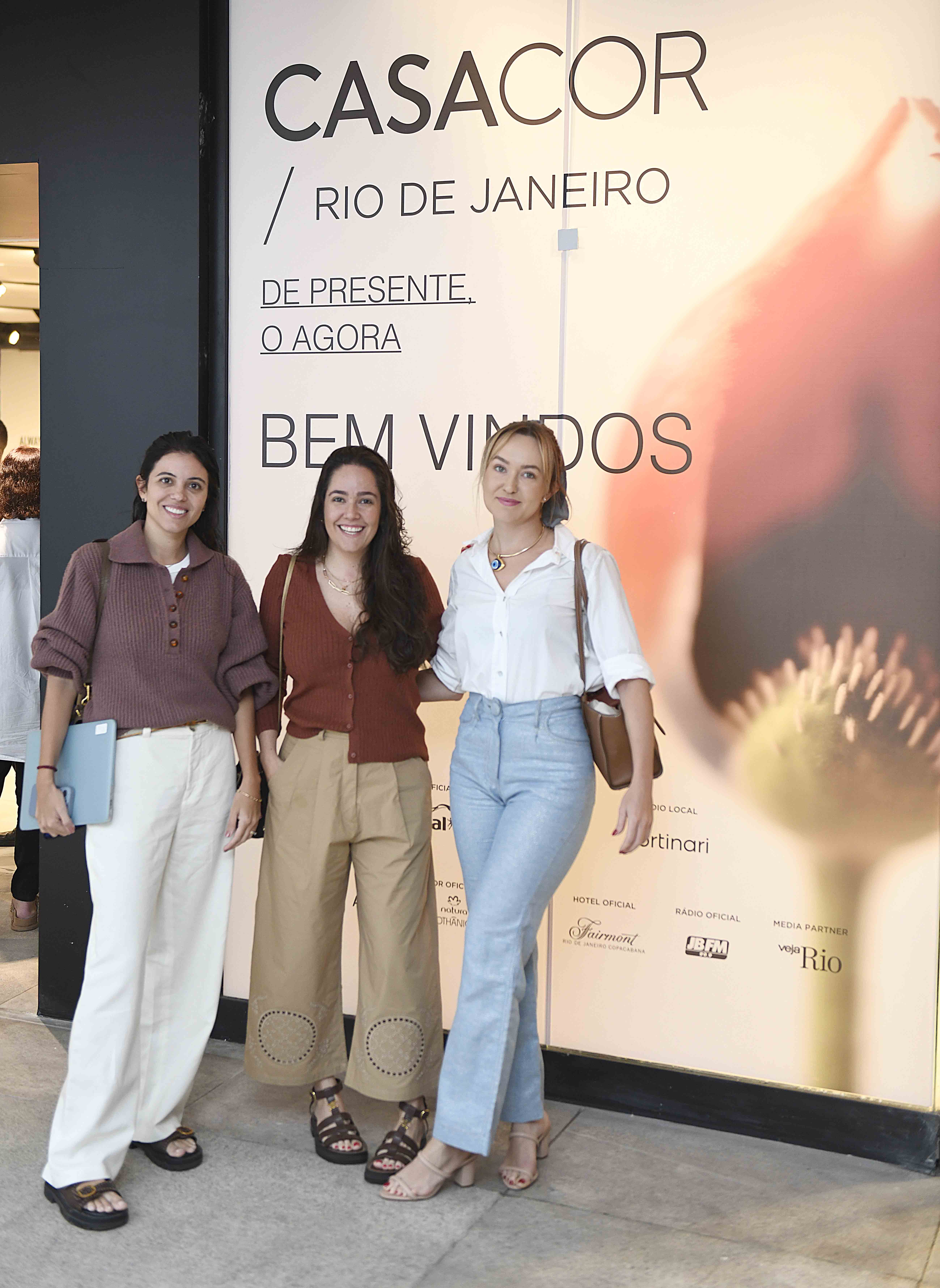 Alexia Carvalho, Maria Juliana Galvão e Mari Monnerat.