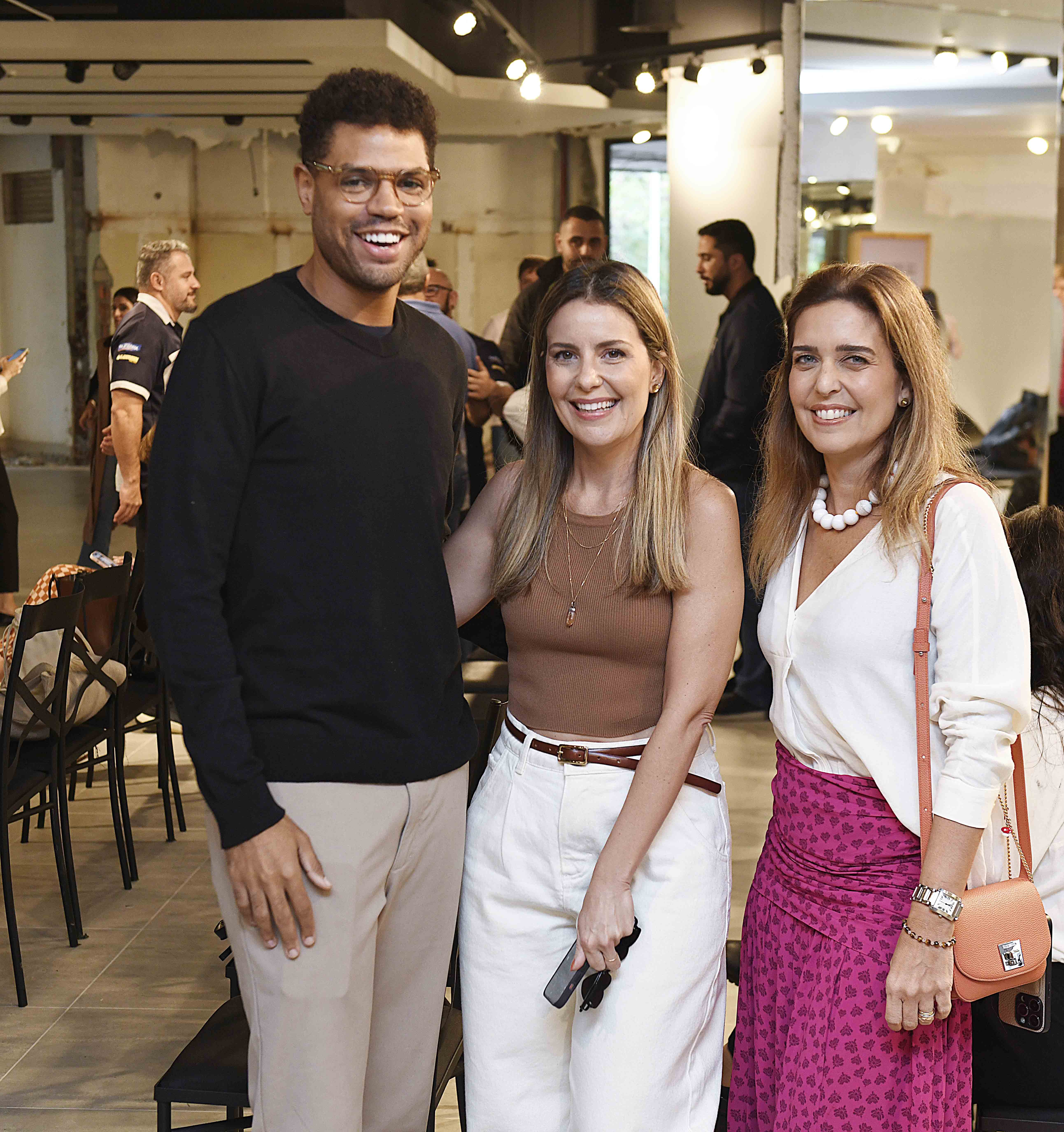 Tom Castro, Marcela Martins e Fernanda Medeiros.