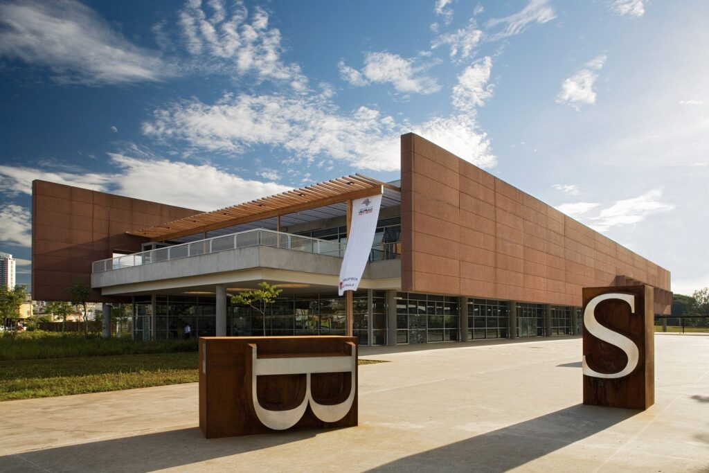 Biblioteca São Paulo, por aflalo/gasperini arquitetos.