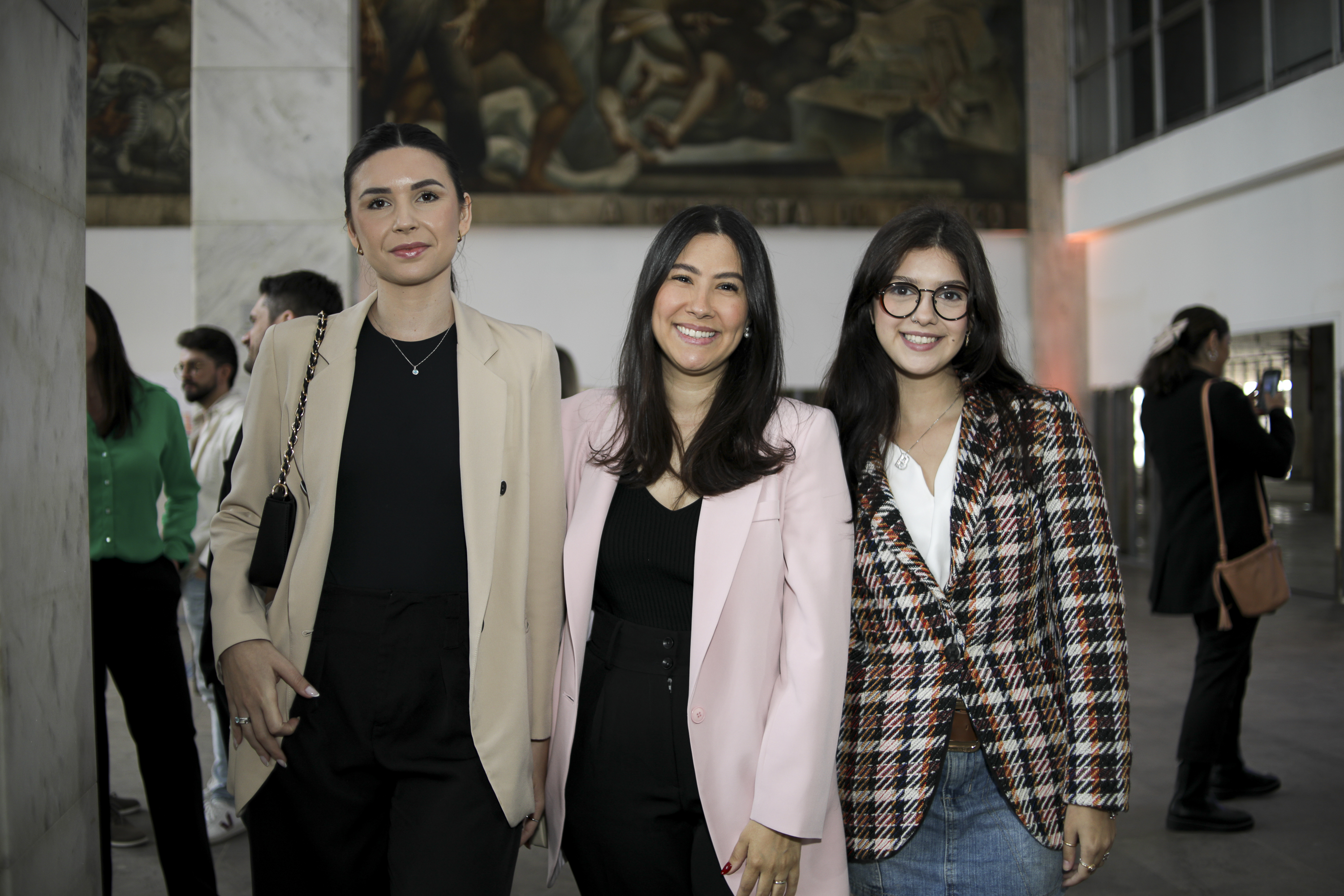 Vanessa Malaquia, Jessica Batista e Isabelly Batista.