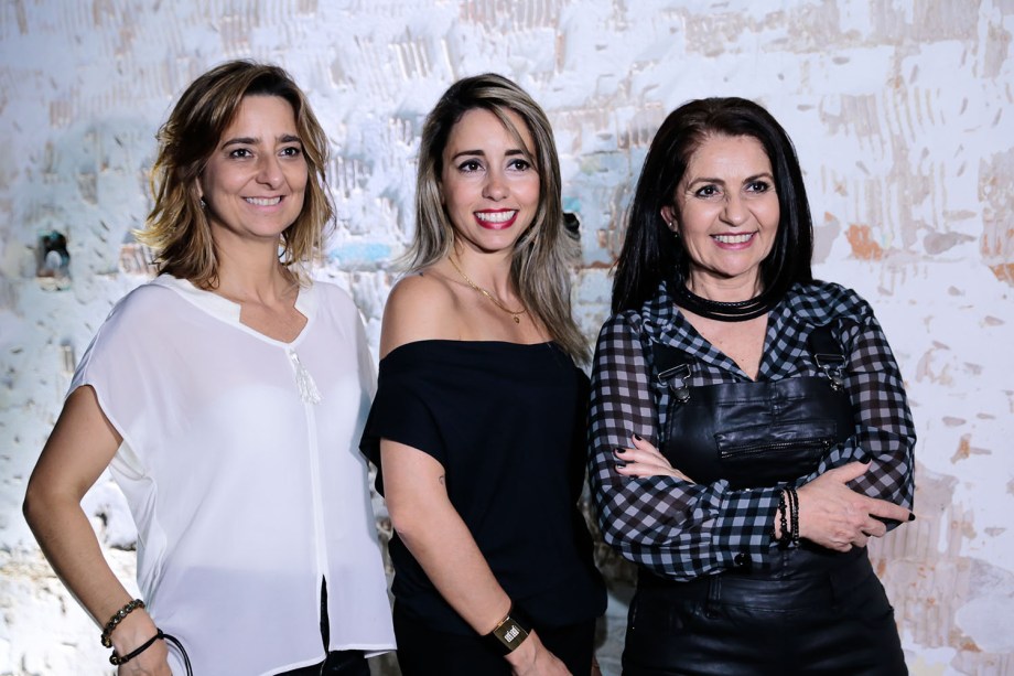 <span>Gabriela Ordahy, Karina Capaverde e Aclaene de Melo</span>