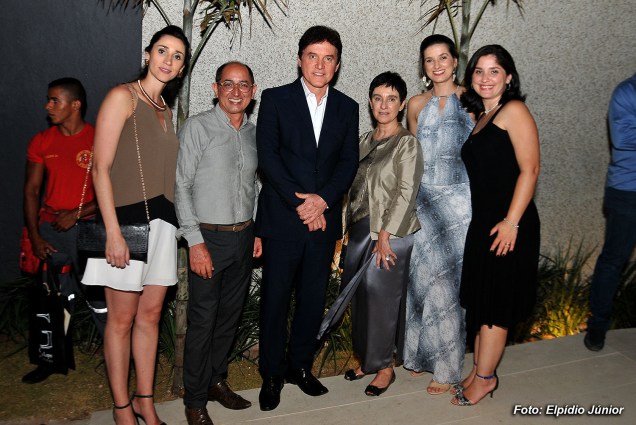 Graziela de Caroli, Cesar Revorêdo, Governador do Estado Robson Farias, Lívia Pedreira e convidadas