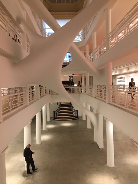 <strong>Gagosian Gallery:</strong> no prédio onde funcionava o antigo ICA, a badalada galeria de Nova York apresentou uma exposição que discutia o abstracionismo na arte.