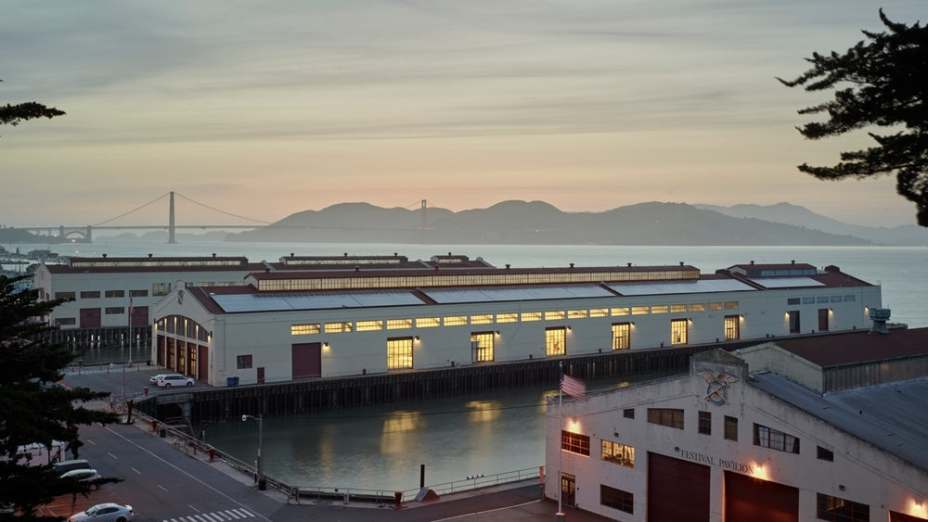 San Francisco Art Institute - Fort Mason Center Pier 2, projeto de Leddy Maytum Stacy Architects.