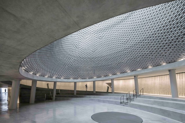 Mount Herzl Memorial Hall: Kimmel Eshkolot Architects in collaboration with Kalush Chechick architects