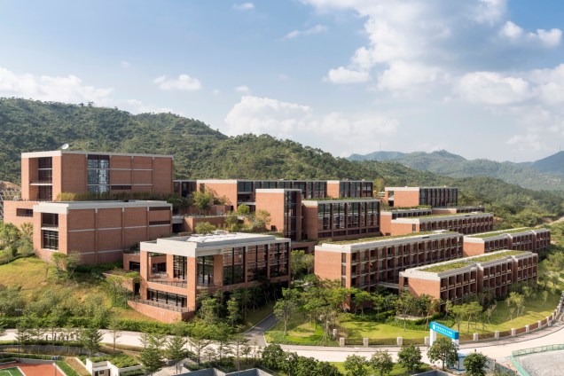 Xiao Jing Wan University: Foster + Partners