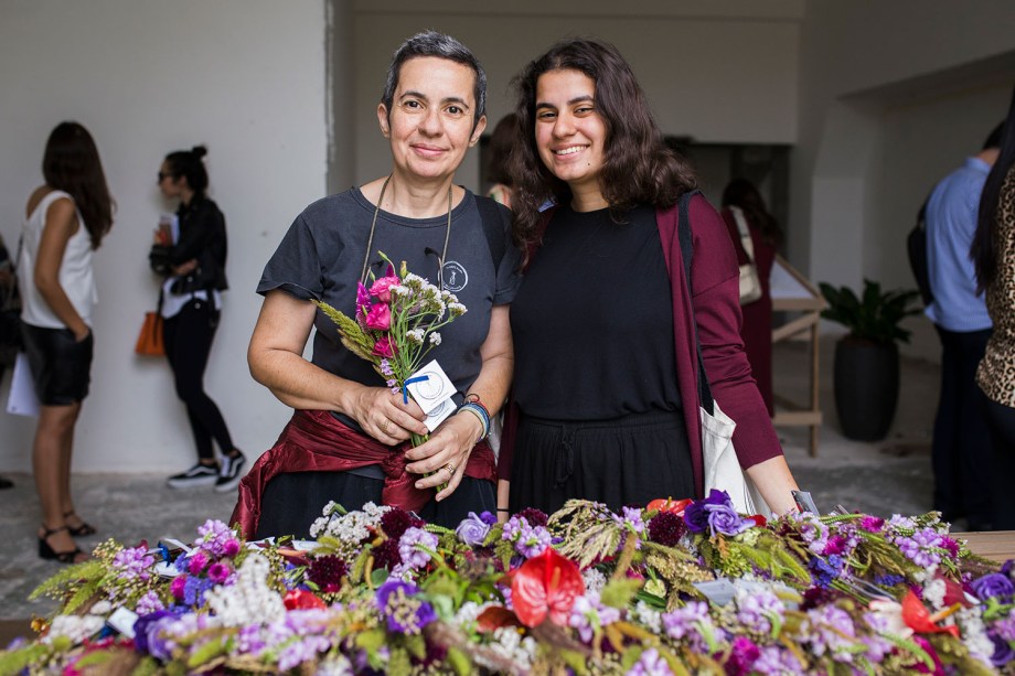 Kety e Gabriela Shapazian do Flores para os Refugiados