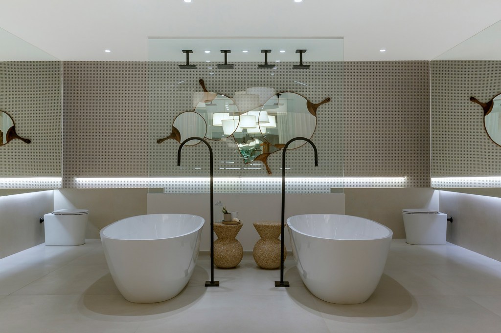 Sala de Banho Aldeia Leo Romano CASACOR Goiás banheiro espelho spa design