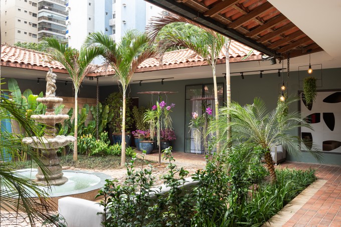Renata Machado – Jardim Interno