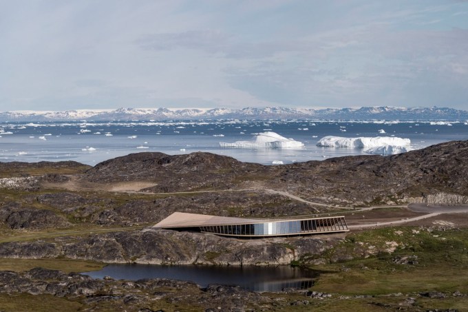 greenland-icefjord-centre-climate-research-dorte-mandrup_dezeen_2364_col_2-1704×928