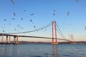 1915-canakkale-bridge-suspension-architecture-turkey_dezeen_1704_hero