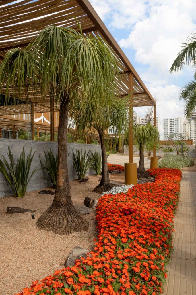 Jardim do Restaurante, por Leandro de Paula. Ambiente da CASACOR Goiás 2022.