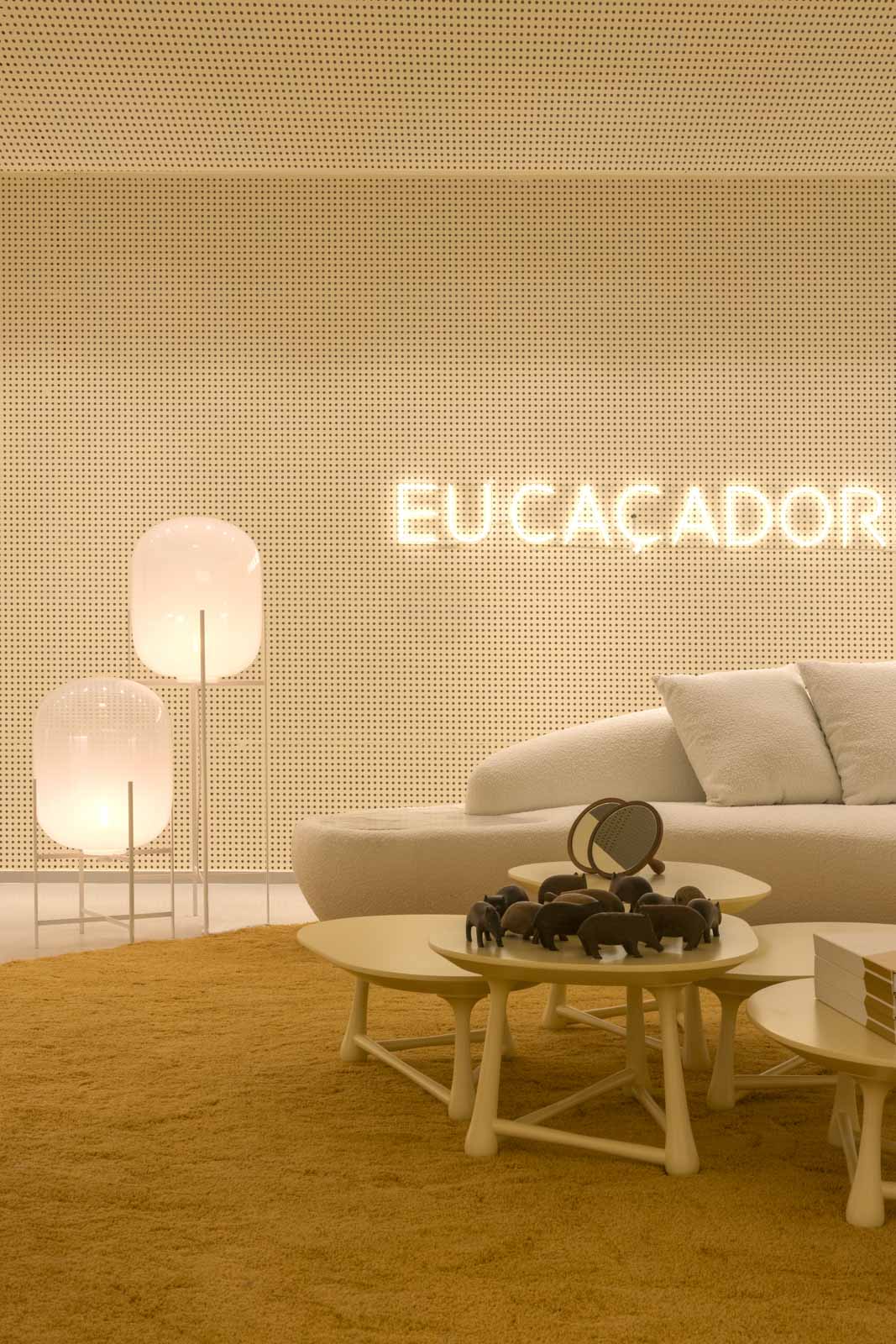 Clube Deca, por Leo Romano. Ambiente da CASACOR Goiás 2022..