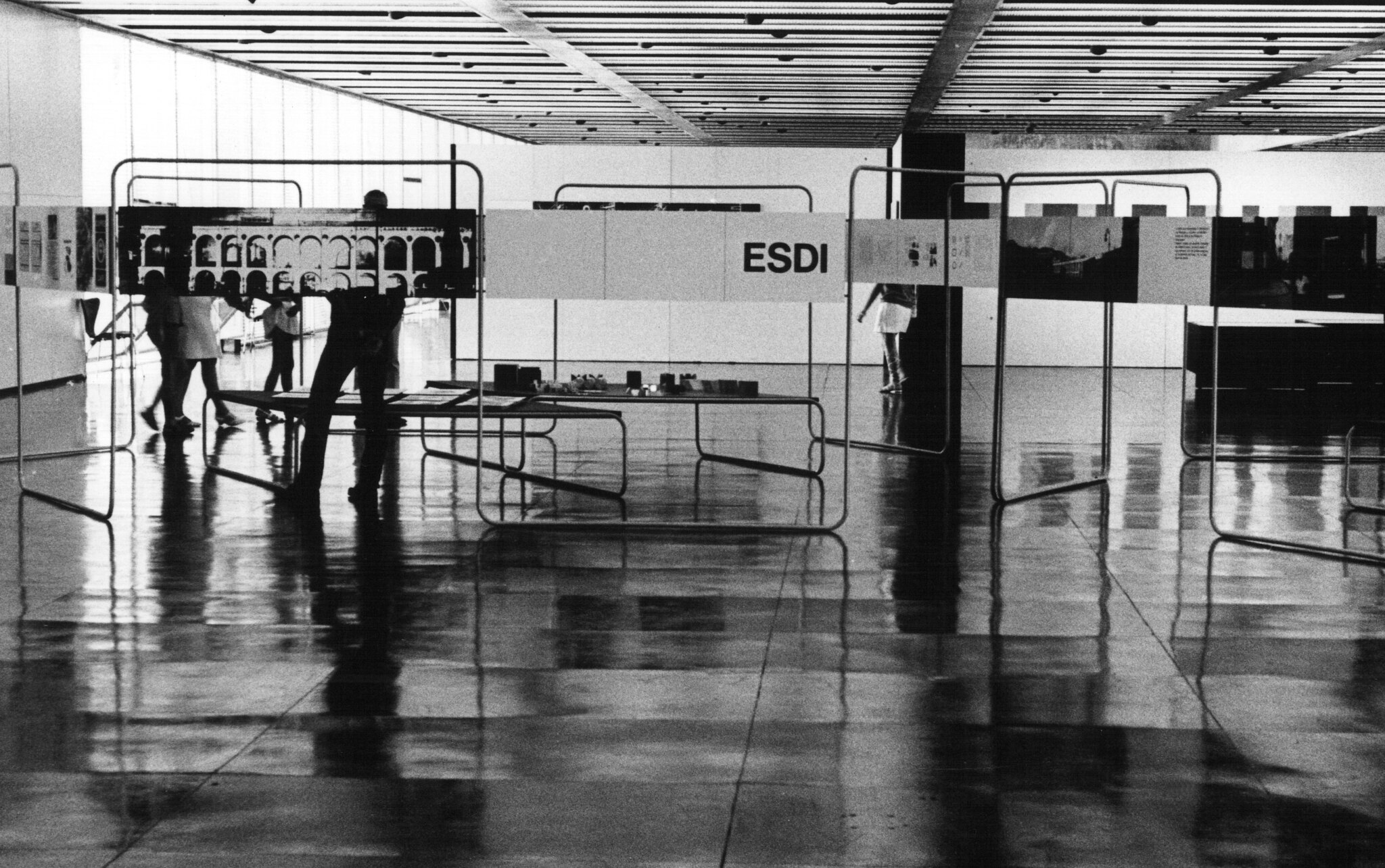 Esdi na Bienal de Desenho Industrial 70, MAM Rio (1970).