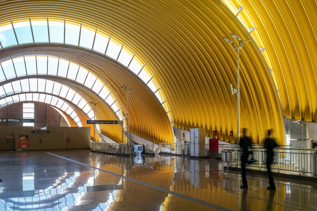Linha 2- Salvador, Brasil ; arquitetura; estação de metrô