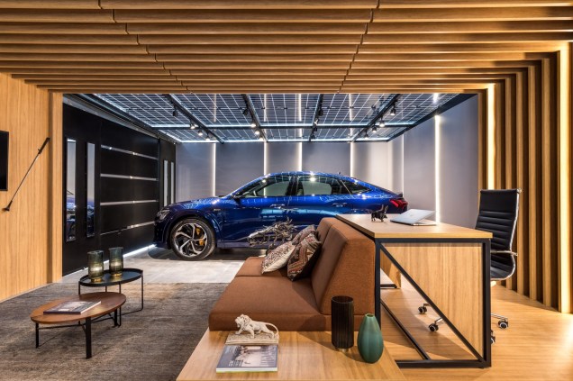 Off Office Garage Audi, por Mapogos Design- CASACOR Paraná 2022 /