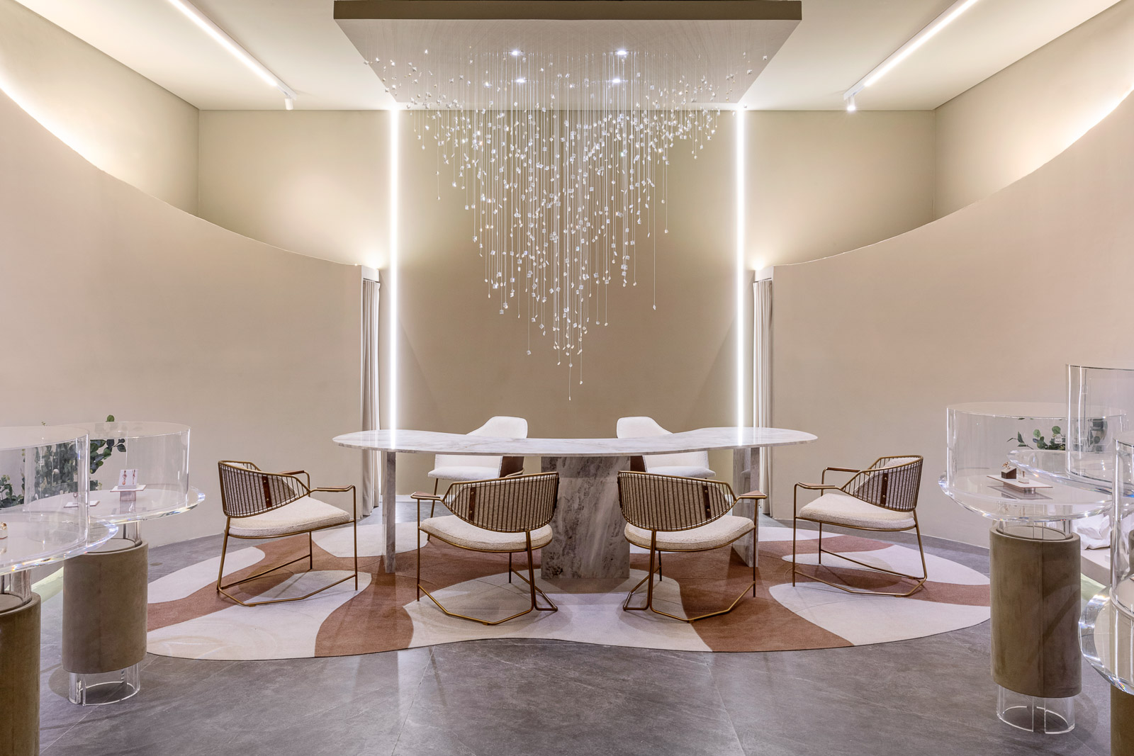 gabriela mendes casa das joias casacor sp 2022 decoracao mostras design lustre mesa cadeira