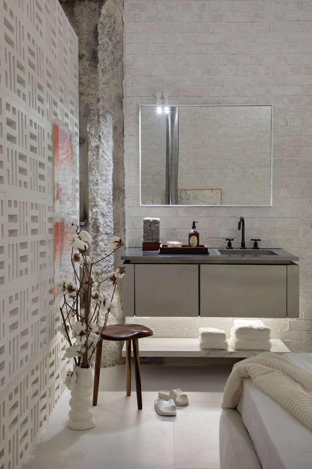 gregory copello estudio ostuni casacor sao paulo 2022 decoracao design mostras cobgo banheiro cama