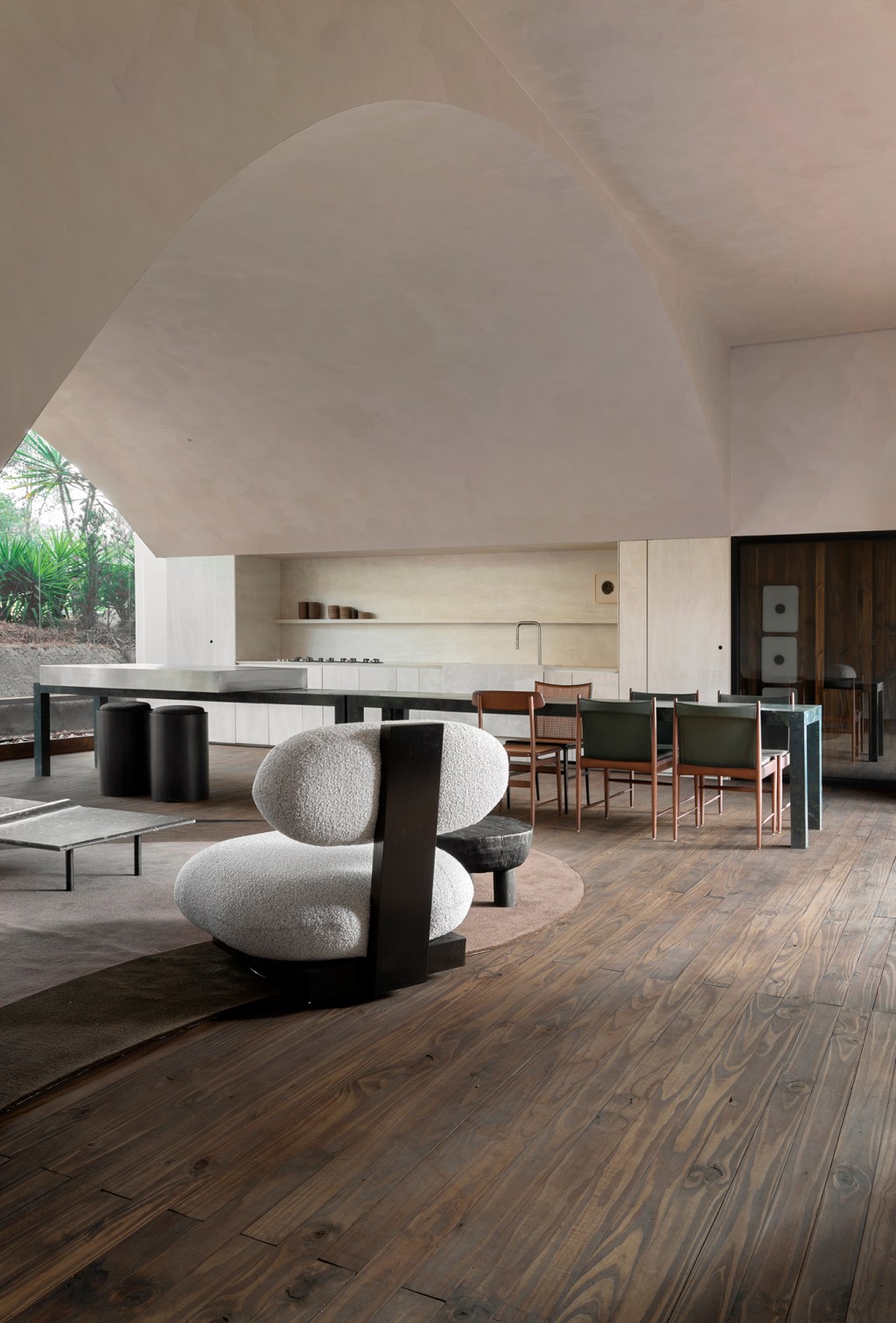 Estudio Sala Sala da Casa CASACOR Minas Gerais 2022 sofa mesa poltrona