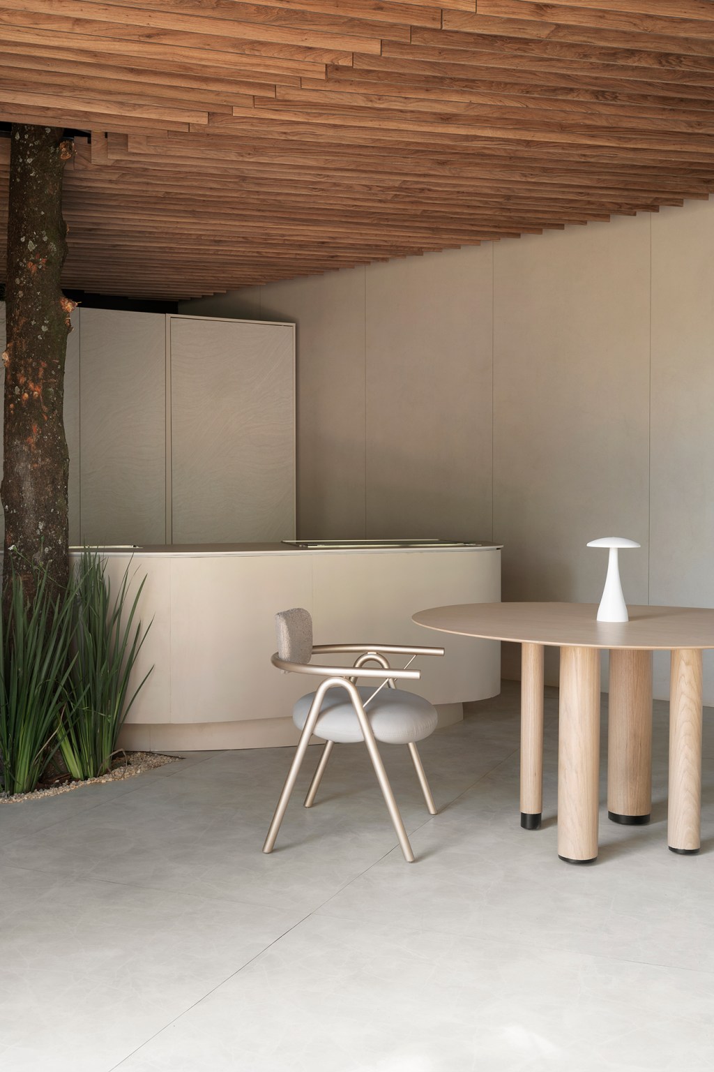 Studio Arquitetônico Studio Formica CASACOR Minas Gerais 2022 mesa cadeira