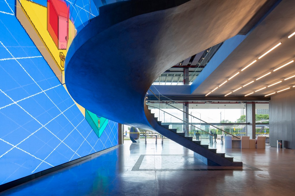 Gustavo Penna 'reinventa' edifício desenhado por Niemeyer no coração de Brasília