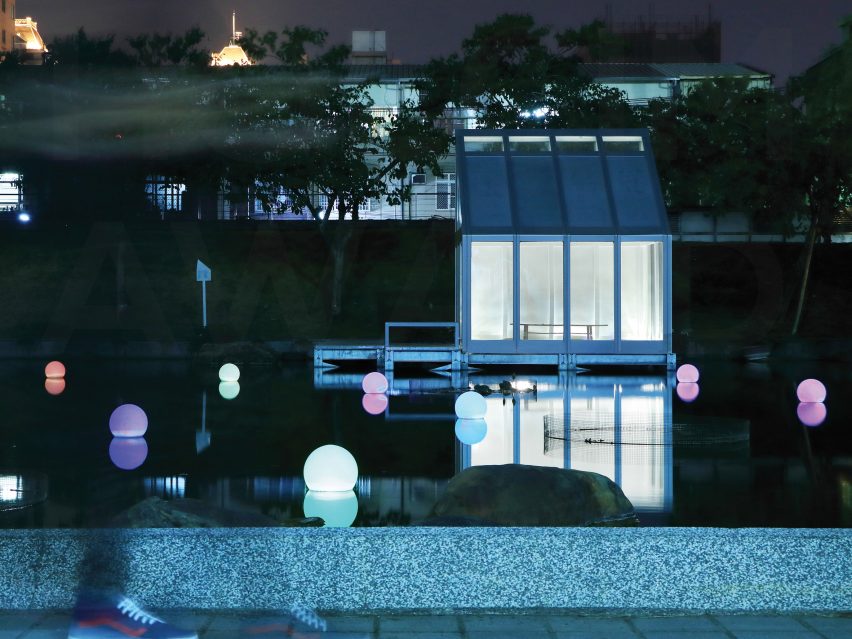 Water House 2.0 em Taiwan é um projeto experimental que testa o sistema de aquecimento e resfriamento