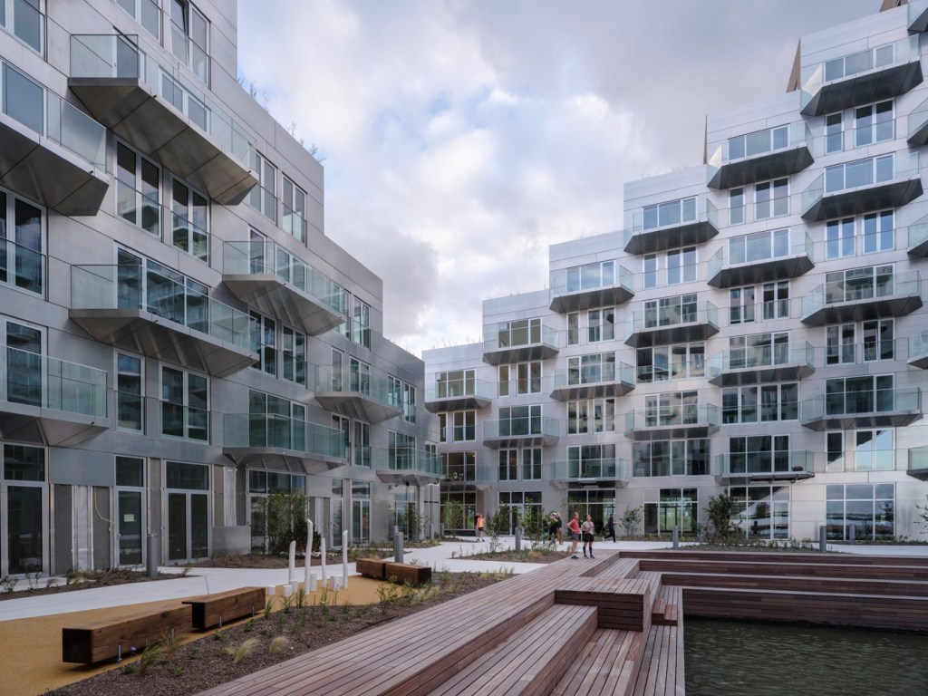 Sluishuis: bairro flutuante em Amsterdã ganha prêmio francês de arquitetura