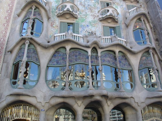 36º) Casa Batlló - Espanha