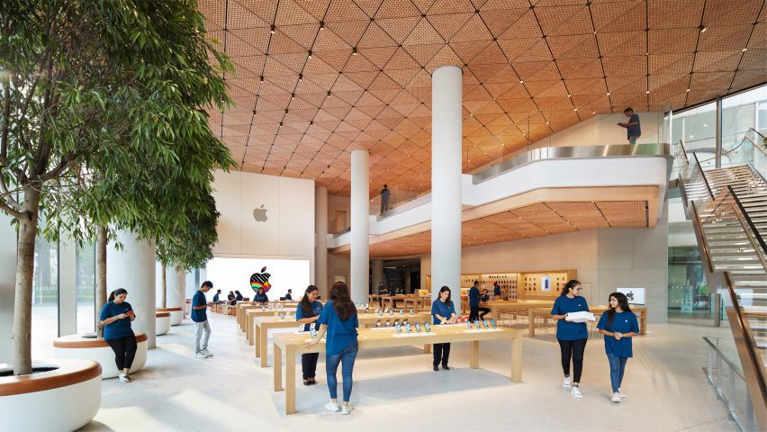 Primeira loja da Apple na Índia apresenta design moderno que estimula os sentidos