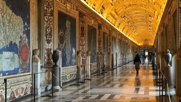 18º) Museu Vaticanos - Cidade do Vaticano