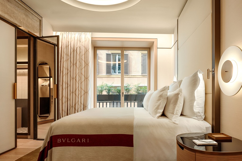 Por dentro do novo luxuoso Bulgari Hotel em Roma, Itália
