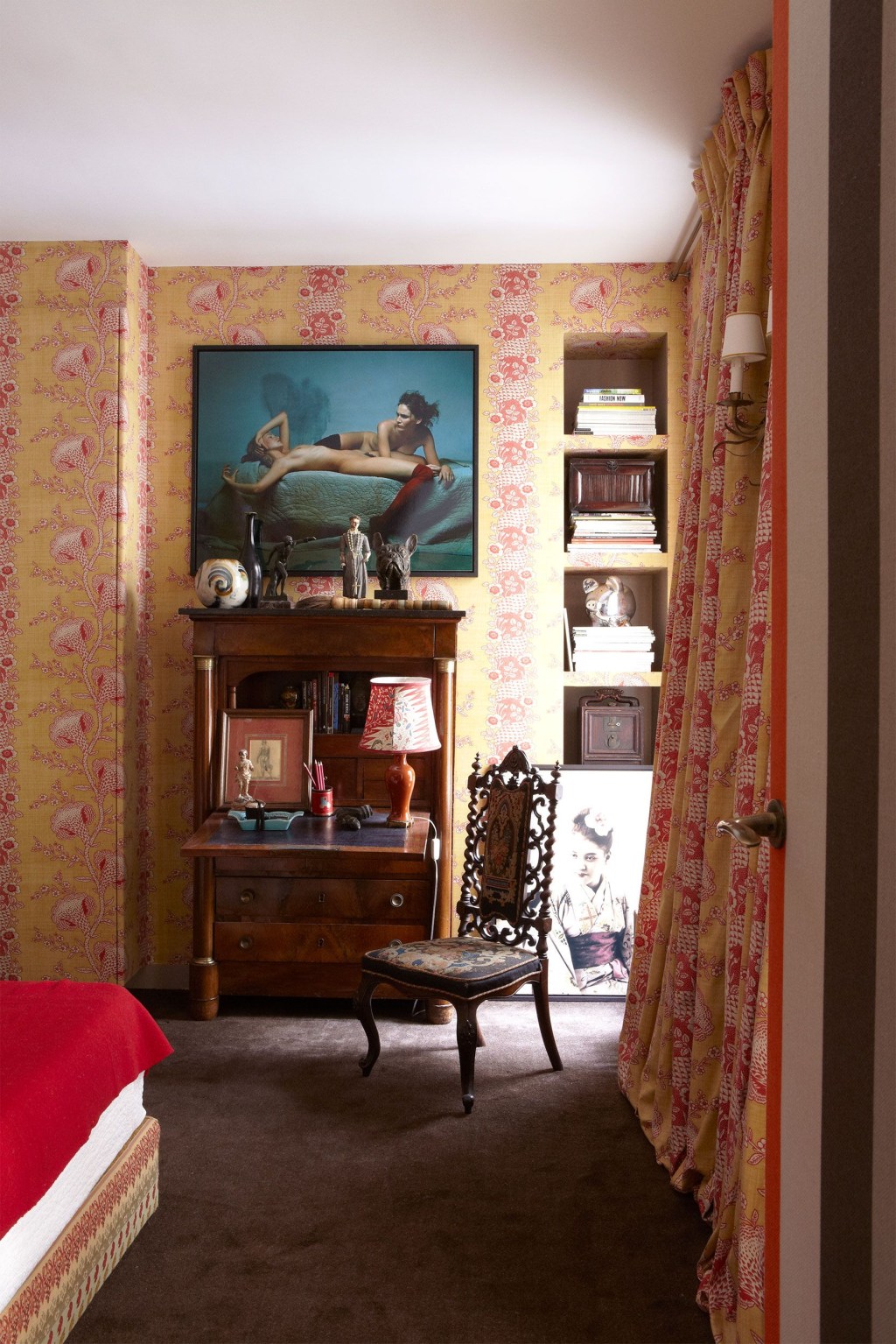 Sig Bergamin apartamento vibrante e repleto de texturas em Paris