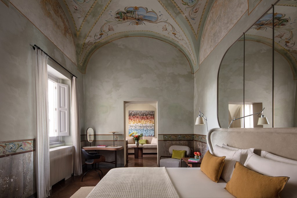 Convento do século XIII vira hotel de luxo na Costa Amalfitana da Itália