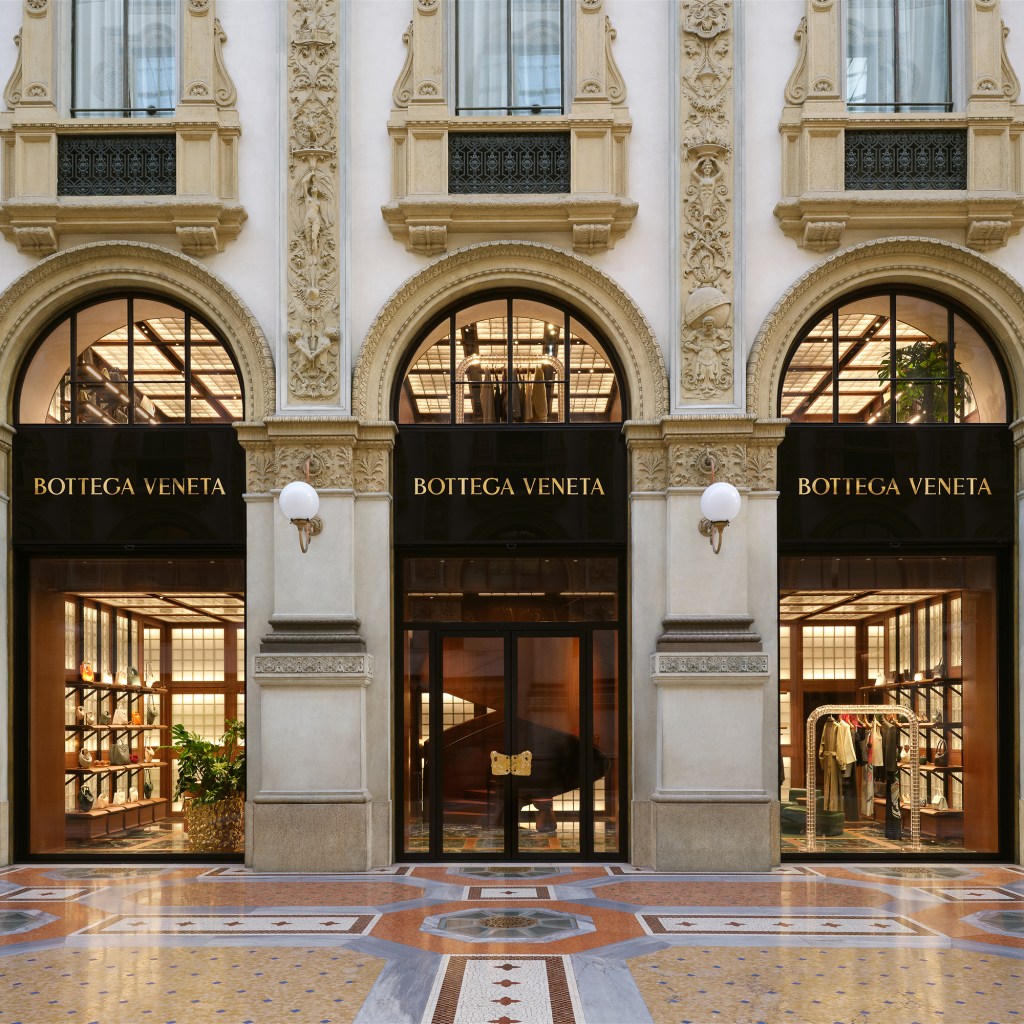 Bottega Veneta abre loja na Galleria Vittorio Emanuele II de Milão