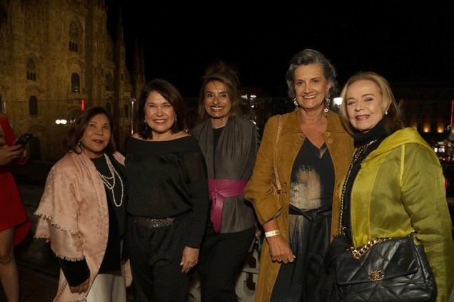 Luzia Toledo, Rita Tristão, Rosene Servino, Marina Nessi e Rita Garajau